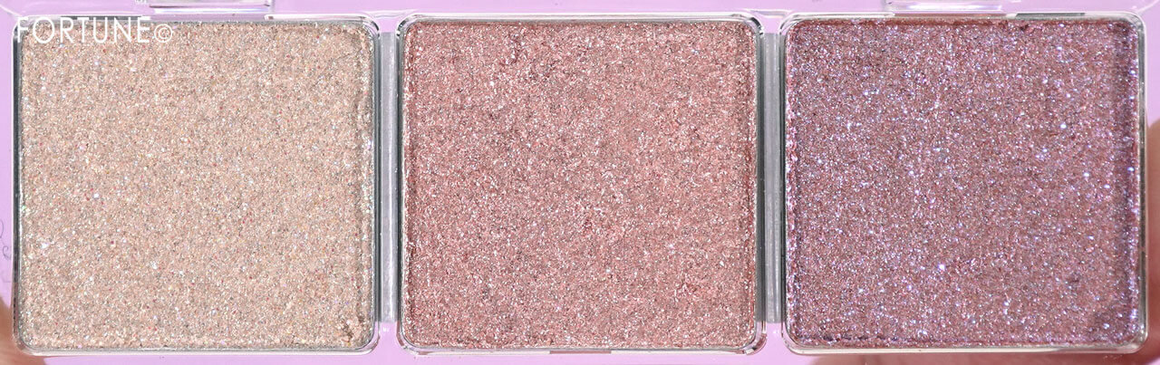 Cathy Doll（キャシードール）　シアーアラウンド トリオ アイシャドウパレット　07 シャンパンバイブス