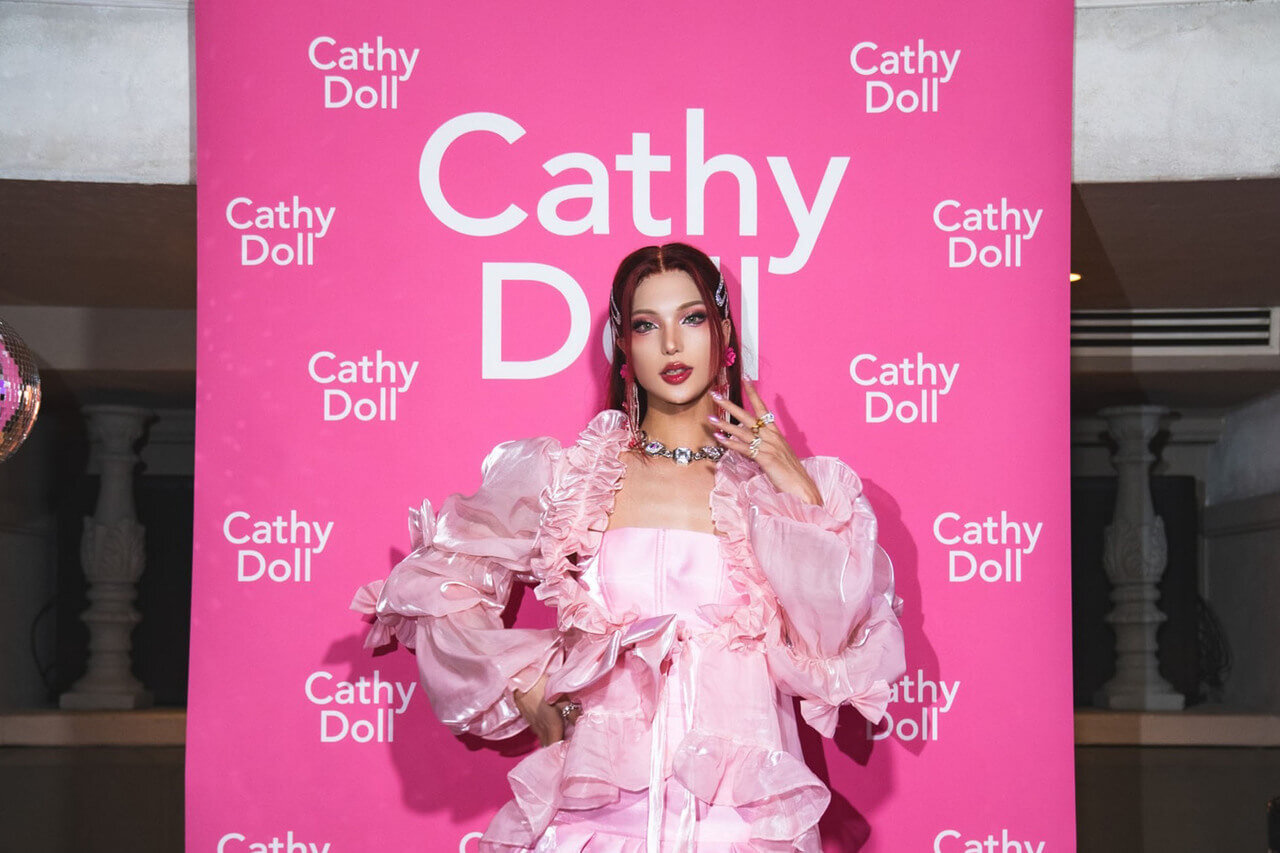 Cathy Doll キャシードール Zutti Mattia コラボ シアーアラウンド トリオ アイシャドウパレット #07 シャンパンバイブス