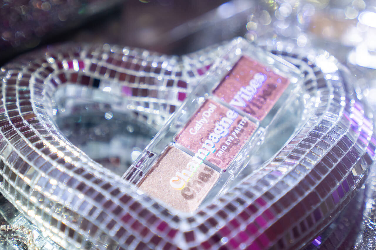 Cathy Doll キャシードール Zutti Mattia コラボ シアーアラウンド トリオ アイシャドウパレット #07 シャンパンバイブス