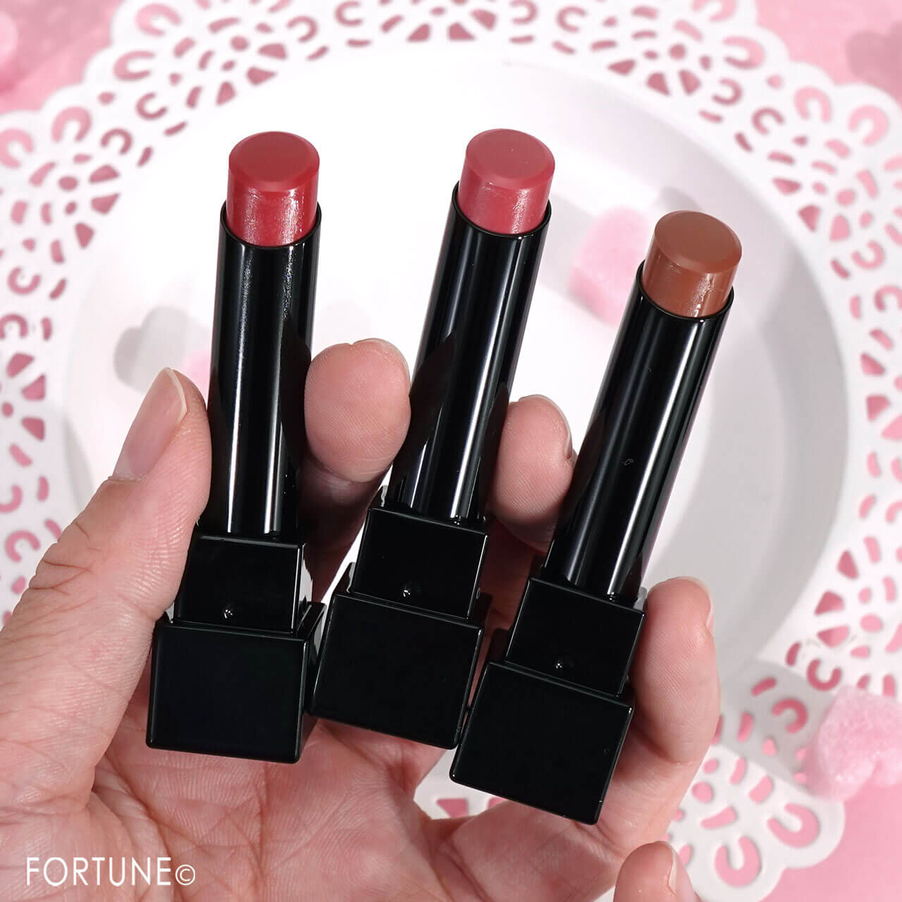 KATE（ケイト）　2024年秋新作コスメ　『ケイト　リップモンスター　クリアトーン』