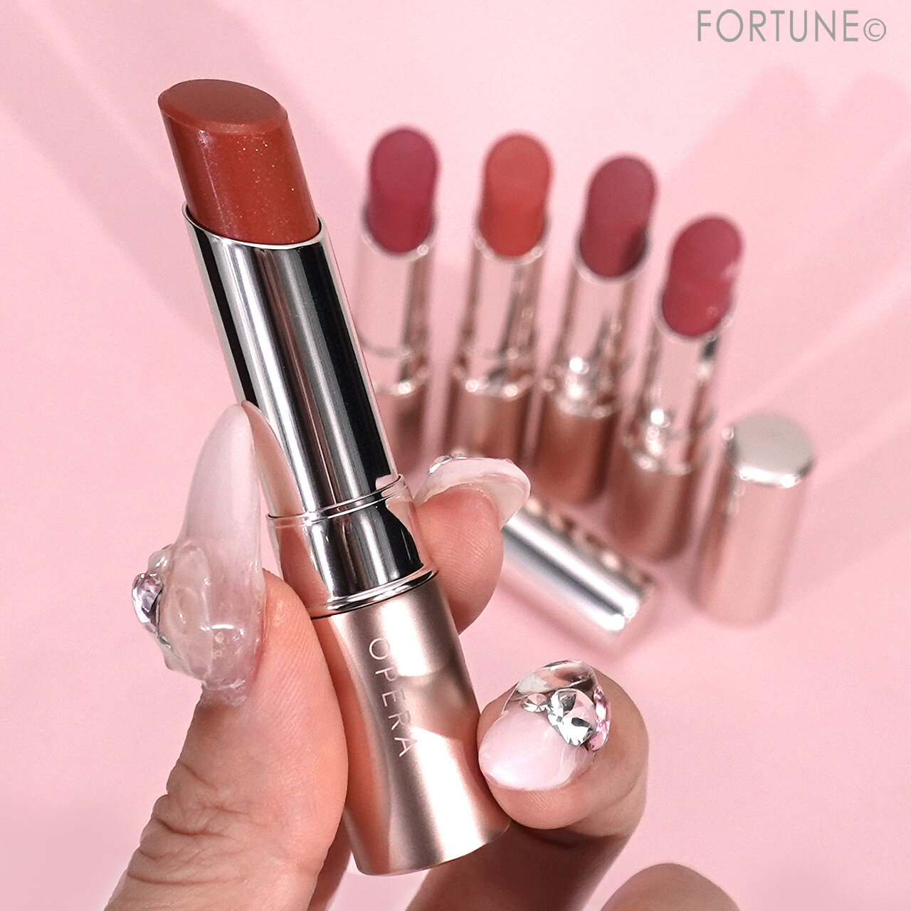 OPERA（オペラ）　　『グロウリップティント』