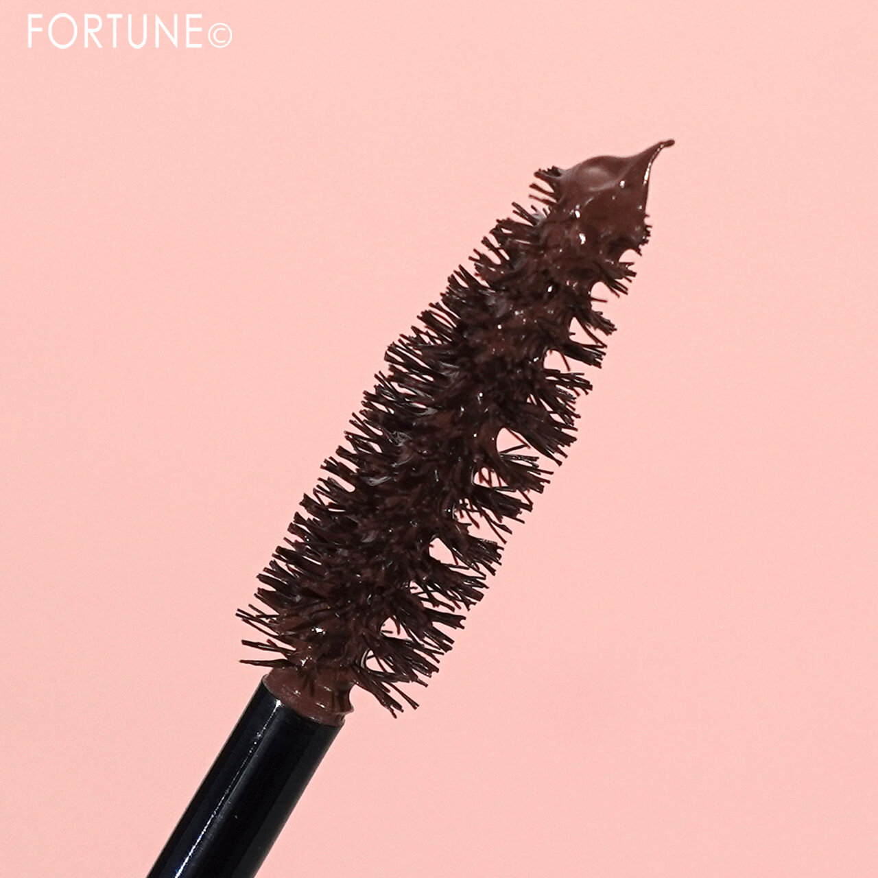 KATE（ケイト）　『ケイト　３ＤアイブロウカラーＺ』　