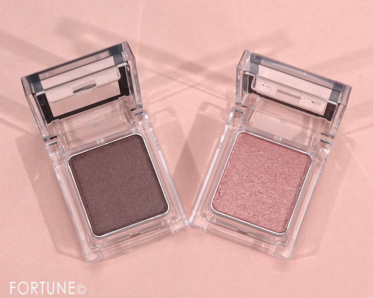 KATE（ケイト）　『ケイト　ザ　アイカラー』　068　069