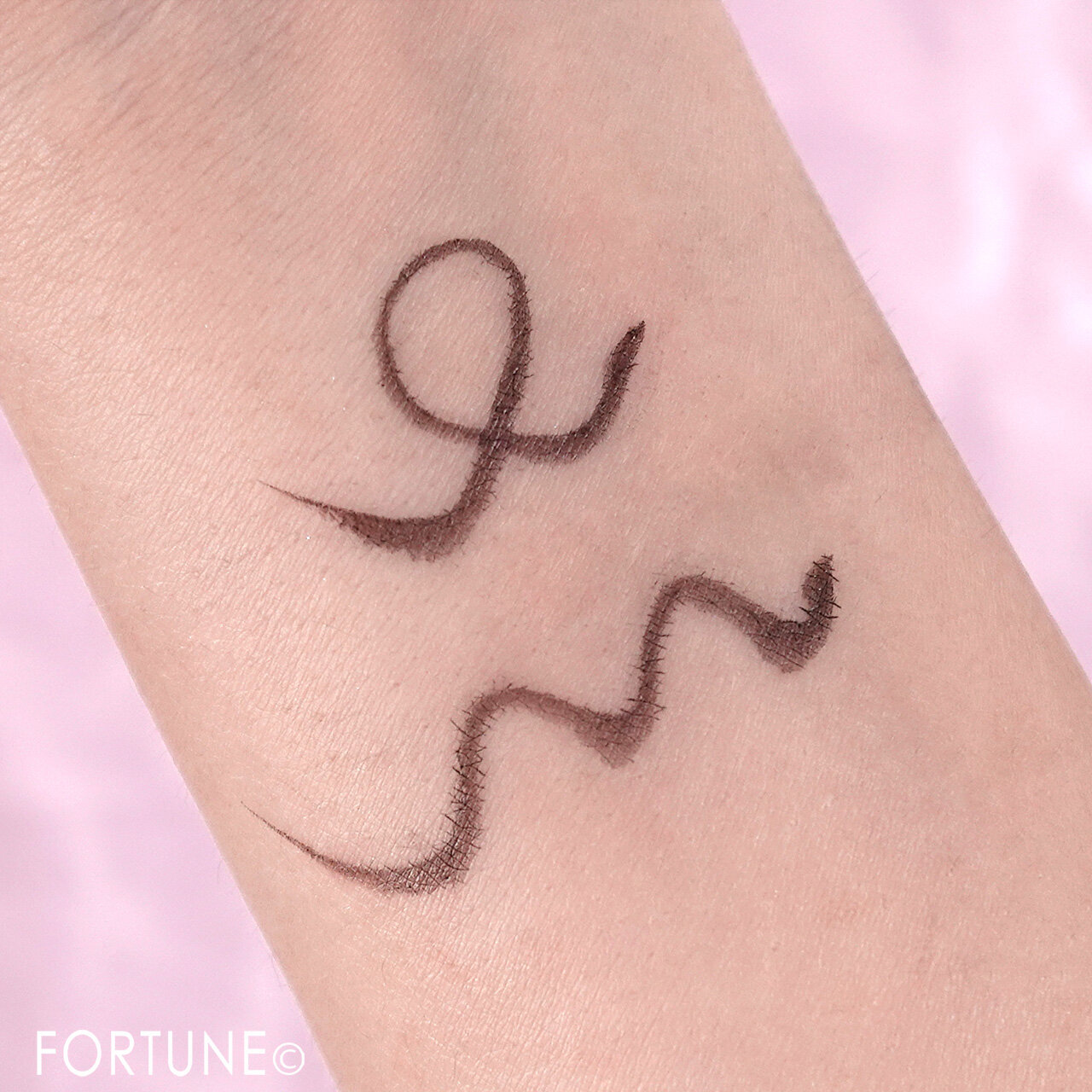 CEZANNE（セザンヌ）　『セザンヌ　ブレぴたライナー』