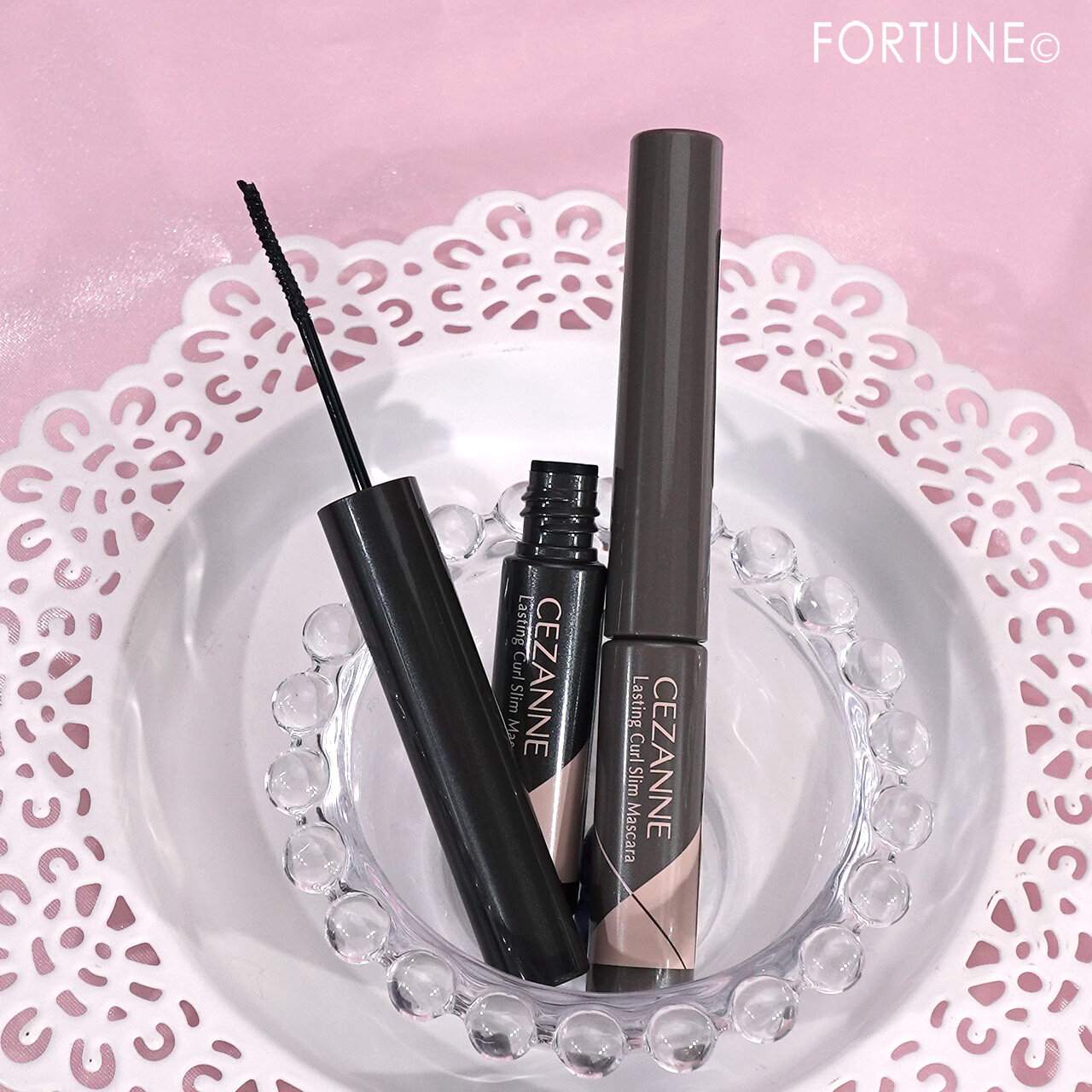 CEZANNE（セザンヌ）　『セザンヌ　耐久カールスリムマスカラ』