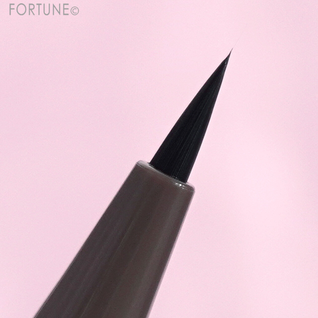 CEZANNE（セザンヌ）　『セザンヌ　ブレぴたライナー』