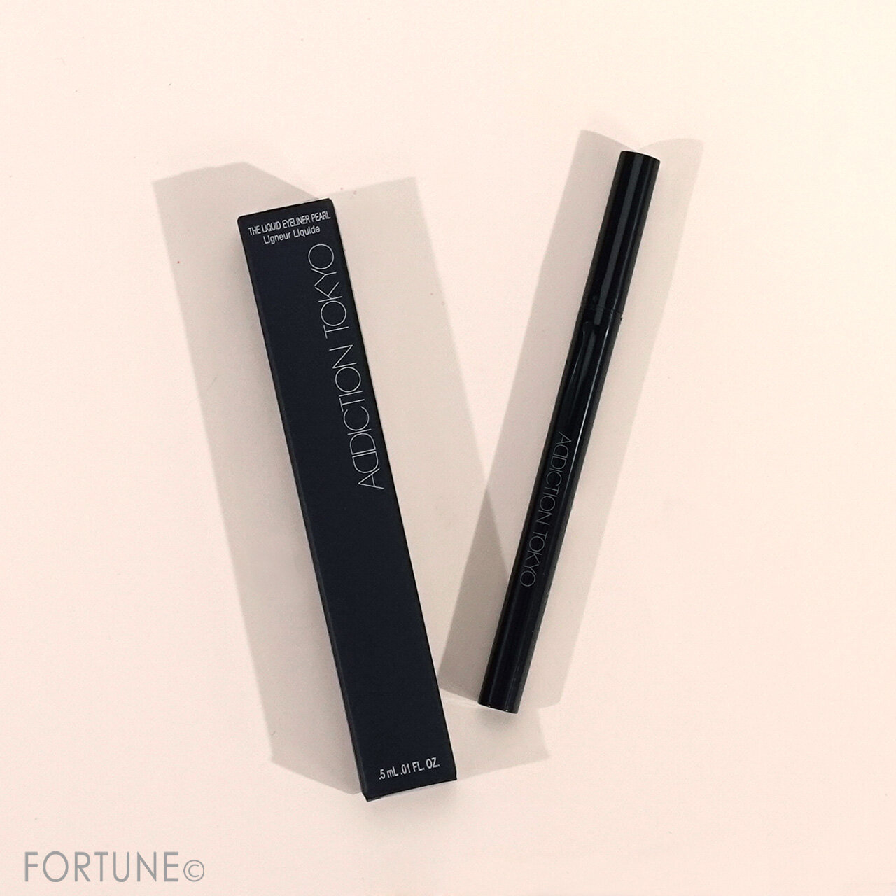 ADDICTION（アディクション）『アディクション　ザ リキッド アイライナー パール』　