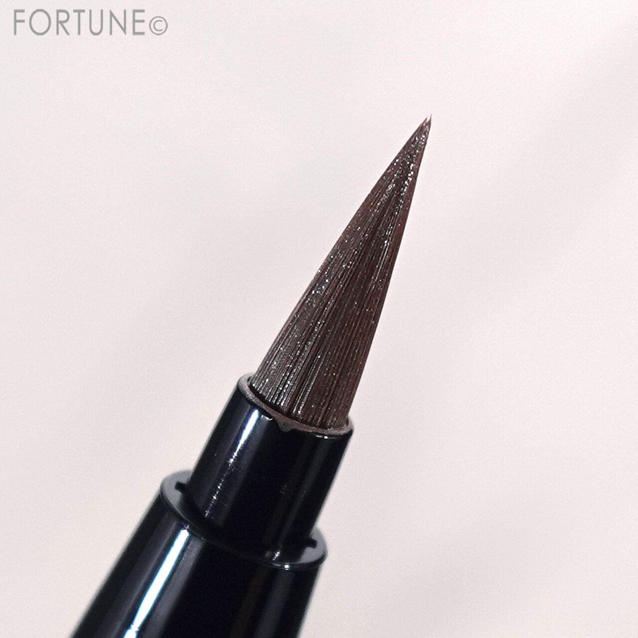 ADDICTION（アディクション）『アディクション　ザ リキッド アイライナー パール』　