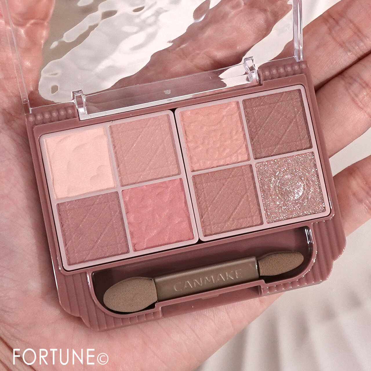 CANMAKE（キャンメイク）　『プティパレットアイズ（マットタイプ）』