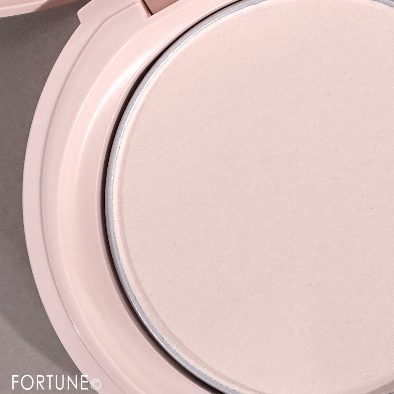 ettusais（エテュセ）　『エテュセ　スキンケアパウダー （プレスト）』