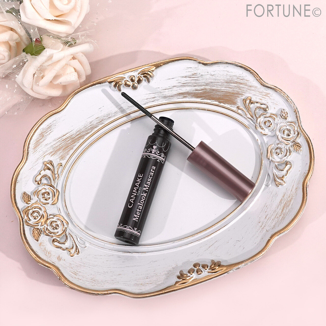 CANMAKE（キャンメイク）　『メタルックマスカラ』　03 スウィートブラック