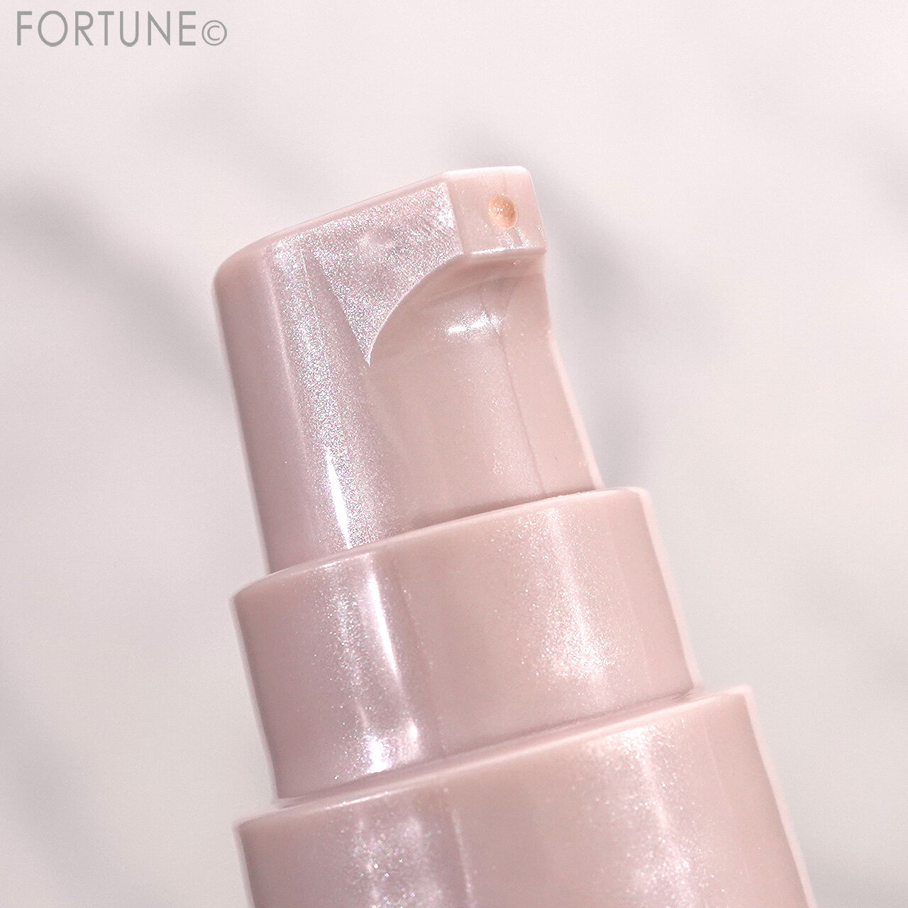 CANMAKE（キャンメイク）　『モイストプリズムプライマー』