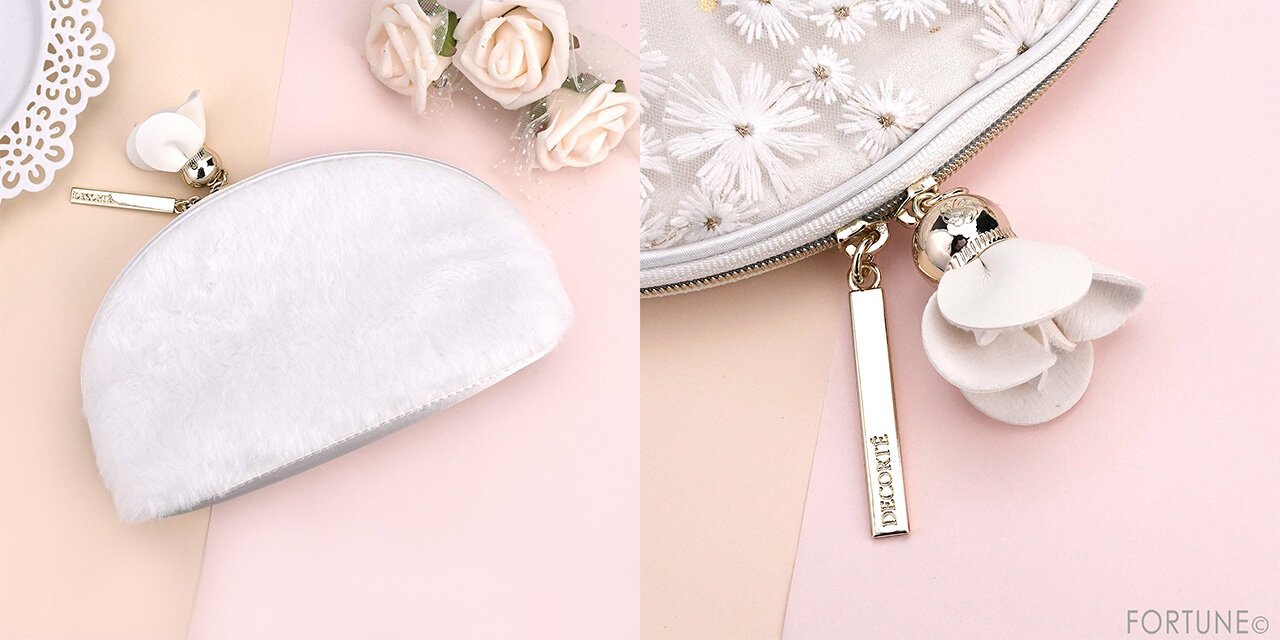 DECORTÉ（コスメデコルテ）　2024年クリスマスコフレ　『ホワイトブリス コレクション』