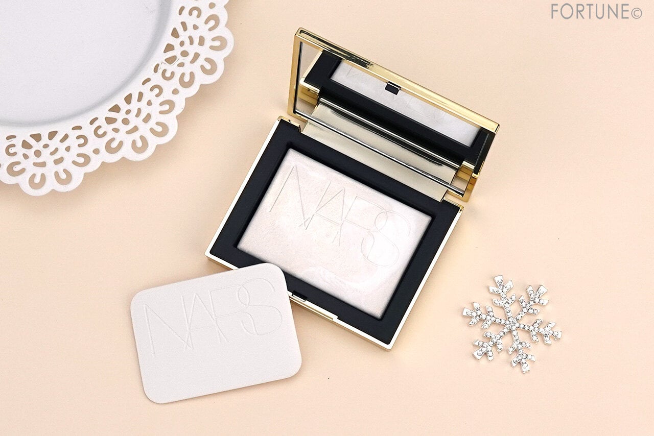 NARS（ナーズ）　NARS 2024年クリスマスコフレ　ホリデーコレクション