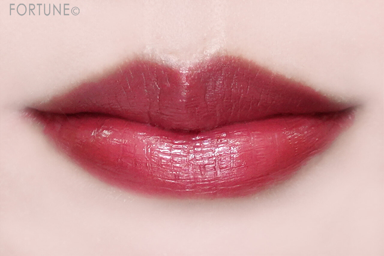 Clé de Peau Beauté（クレ・ド・ポー ボーテ） 　2024年クリスマスコフレ　クレ・ド・ポーボーテ ルージュアレーブル 526