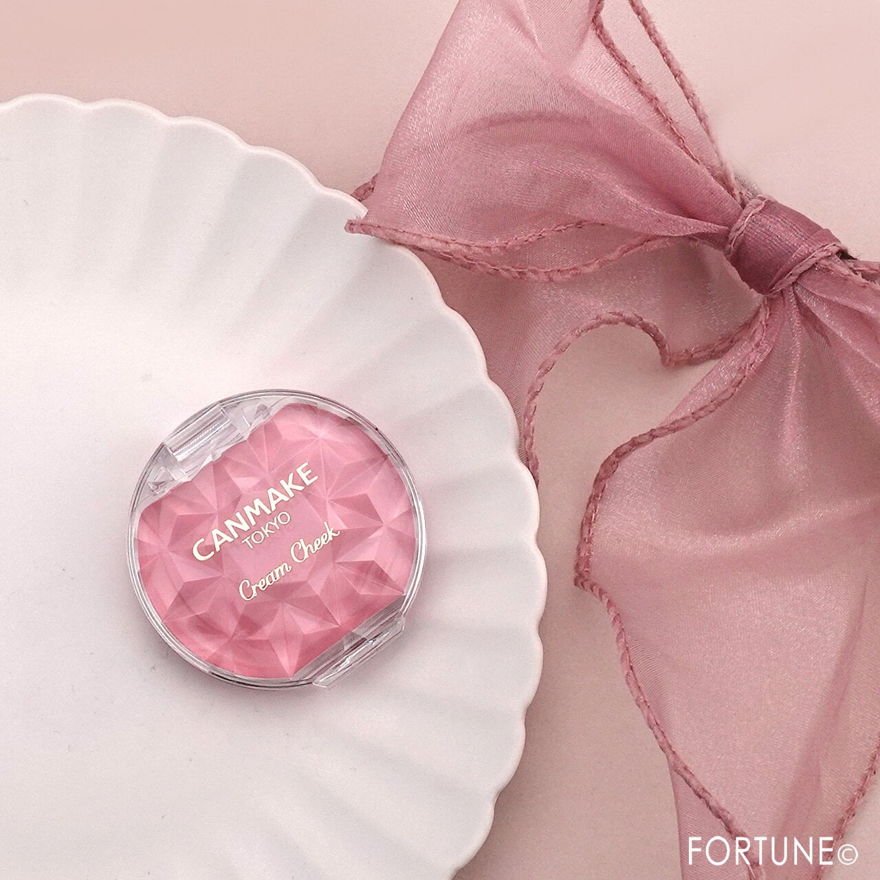 CANMAKE（キャンメイク）　『クリームチーク』　