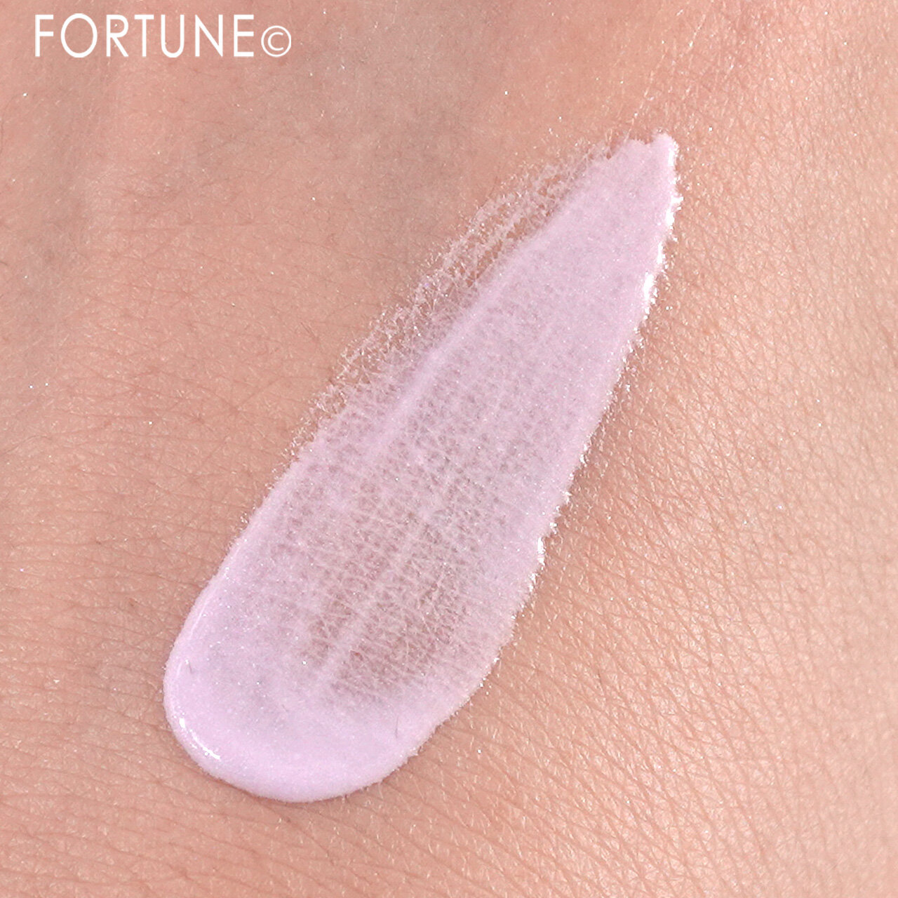 CEZANNE　セザンヌ グロウスキンベース　ラベンダーグロウ