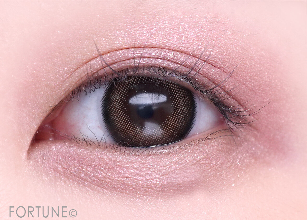 CEZANNE　セザンヌ ペールトーンアイシャドウ　03 ムーンアメジスト