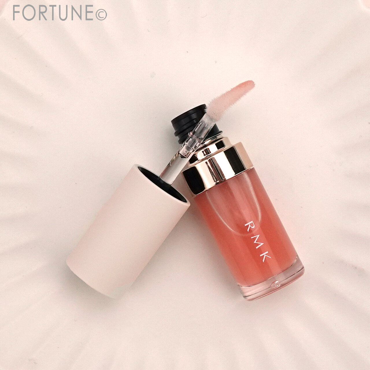 RMK（アールエムケー）　『RMK リップ ルミナイザー』