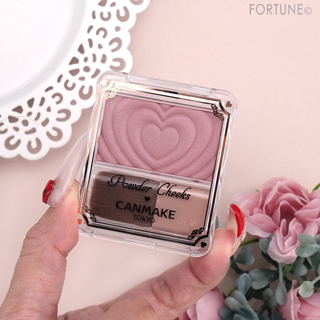 CANMAKE（キャンメイク）　パウダーチークス