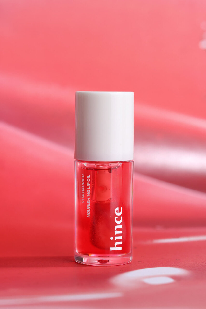 hince（ヒンス）　『ビタナリッシングリップオイル』
