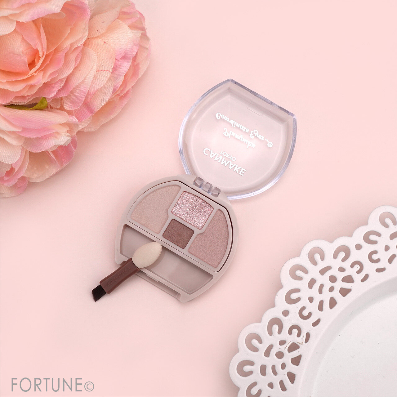 CANMAKE（キャンメイク）　プランぷくコーデアイズ Neo