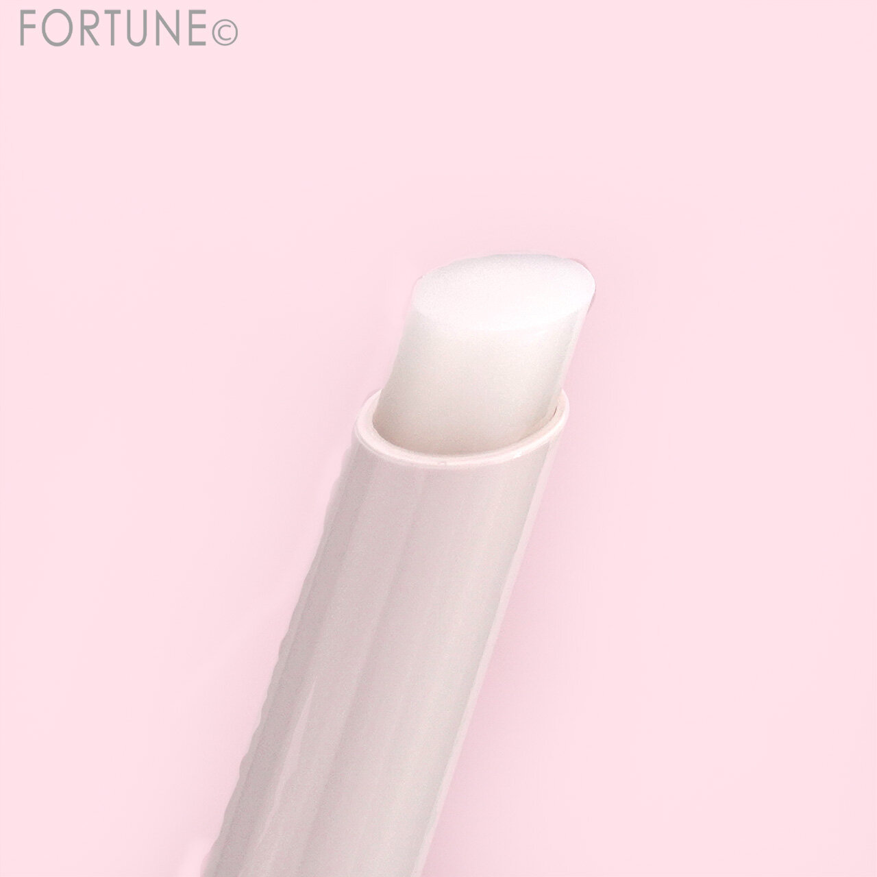 CEZANNE（セザンヌ）　『セザンヌ　トリートメントリップバーム』