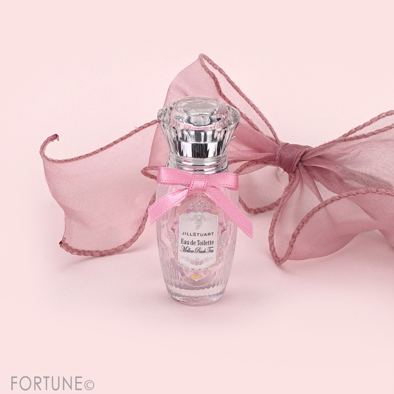 JILLSTUART Beauty（ジルスチュアート ビューティ）　『ジルスチュアート　メロウピーチティー　オードトワレ』