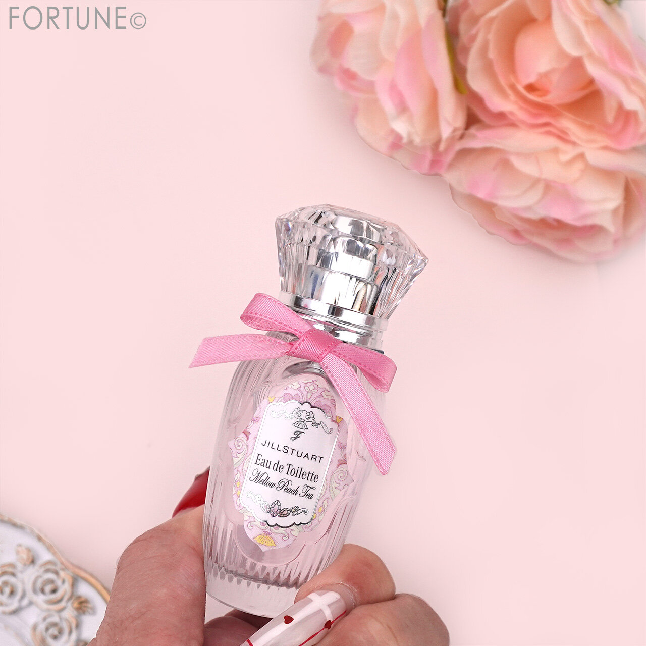 JILLSTUART Beauty（ジルスチュアート ビューティ）　『ジルスチュアート　メロウピーチティー　オードトワレ』