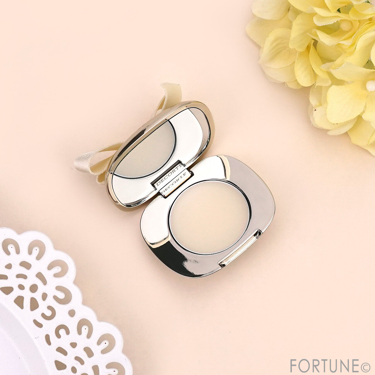 DECORTÉ（コスメデコルテ）　『コスメデコルテ　キモノ ミモザ　ソリッドパフューム』