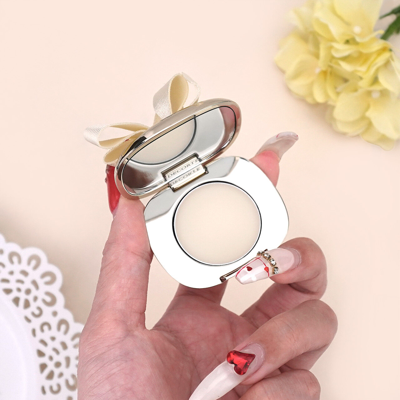 DECORTÉ（コスメデコルテ）　『コスメデコルテ　キモノ ミモザ　ソリッドパフューム』