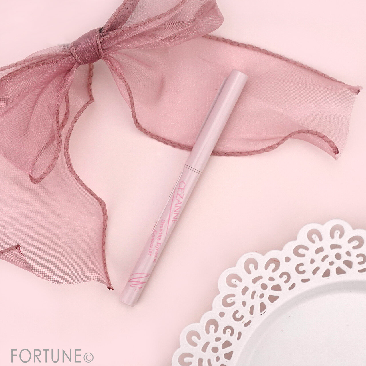 CEZANNE（セザンヌ）｜描くアイゾーンコンシーラー