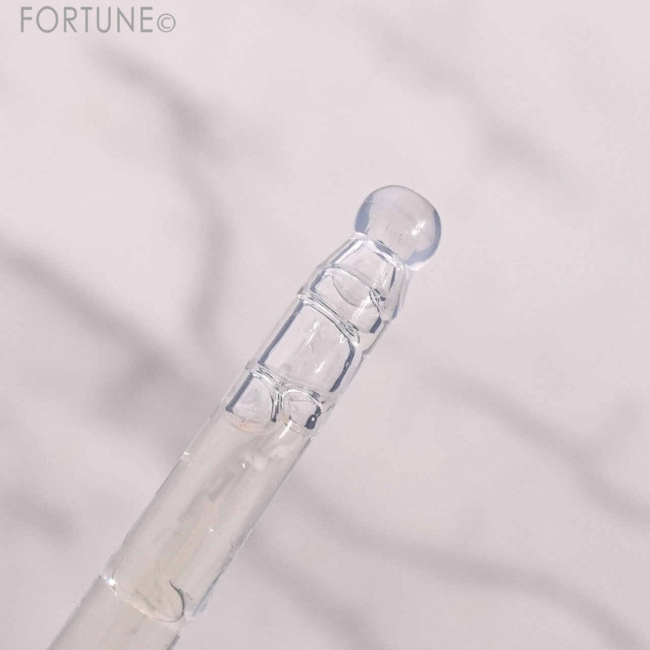 CEZANNE（セザンヌ）　『セザンヌ　薬用クリアセラム』