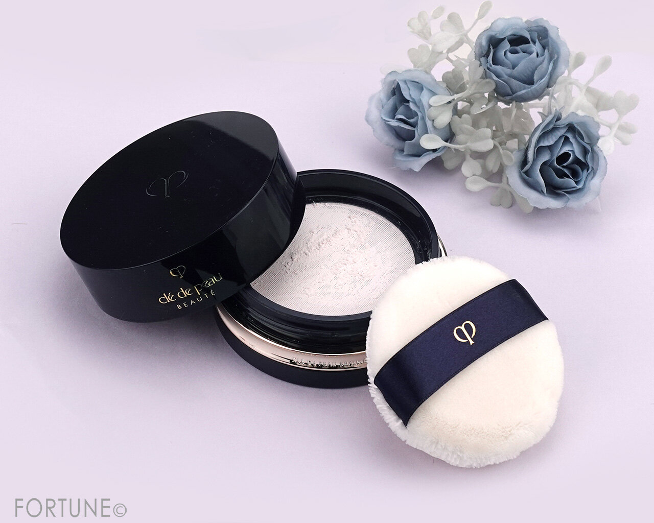 Clé de Peau Beauté（クレ・ド・ポー ボーテ）　　プードルトランスパラント n M