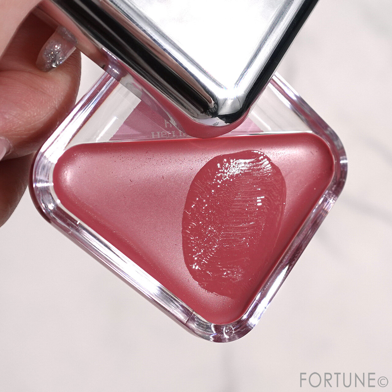 CLIO（クリオ）｜エッセンシャル リップチーク タップ