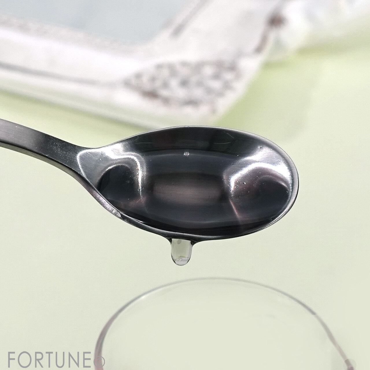 shu uemura（シュウ ウエムラ）　ブラック クレンジング オイル