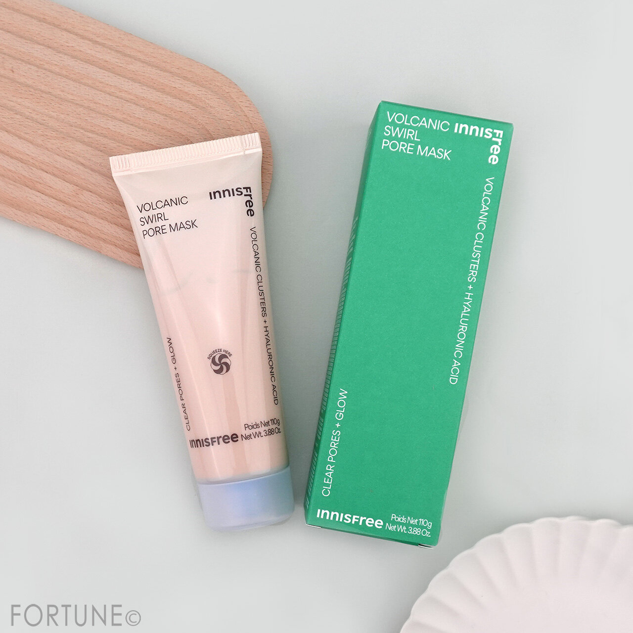 INNISFREE （イニスフリー）　ヴォルカニック ポア クリームクレイマスク