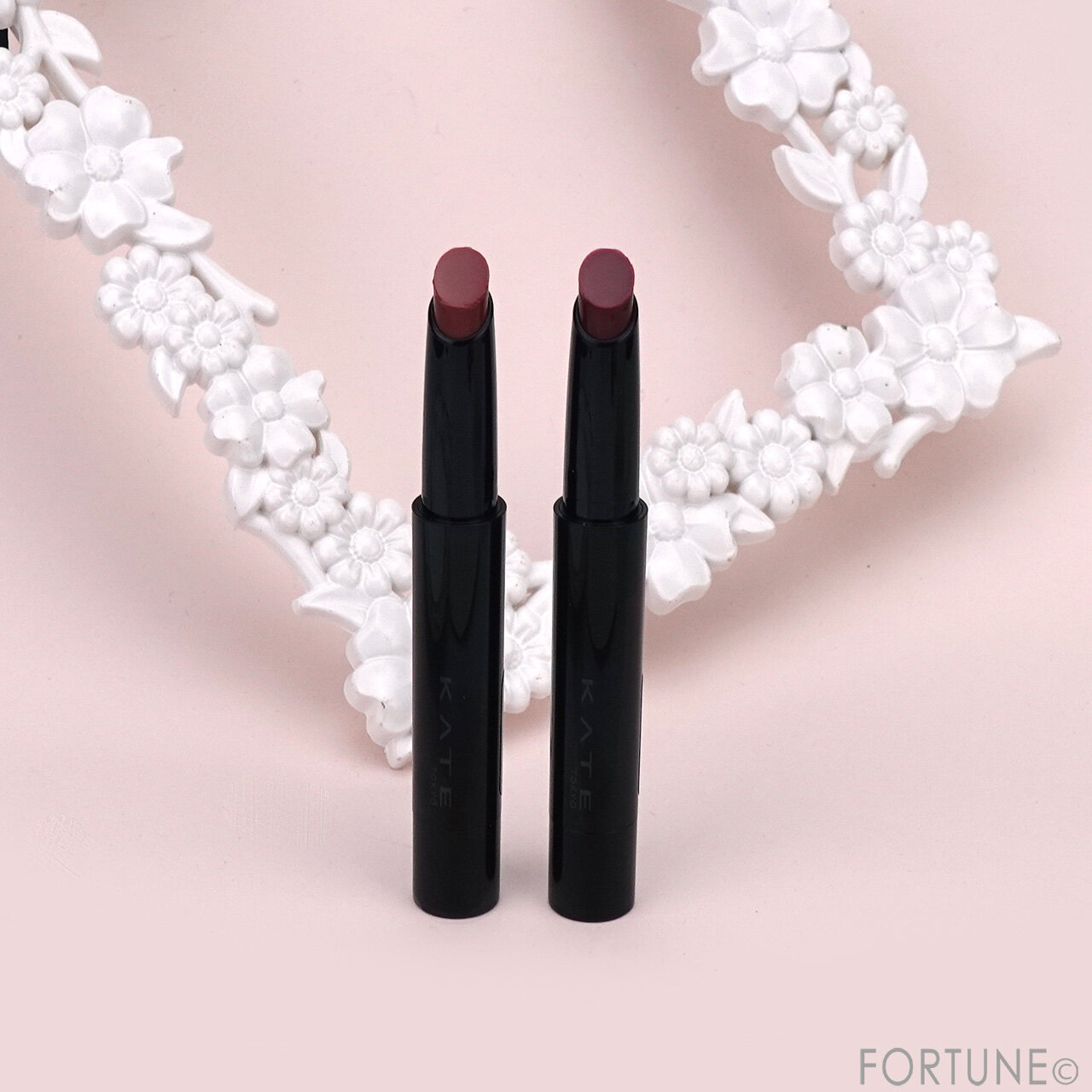 KATE（ケイト）　2025年春新作コスメ　『ケイト　リップモンスター　ツヤバース』