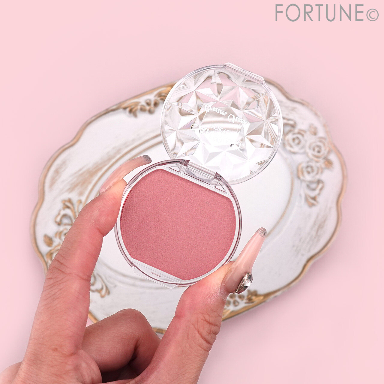 CANMAKE（キャンメイク）　クリームチーク（パールタイプ）