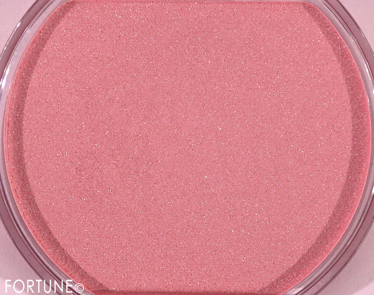 CANMAKE（キャンメイク）　クリームチーク（パールタイプ）　P06