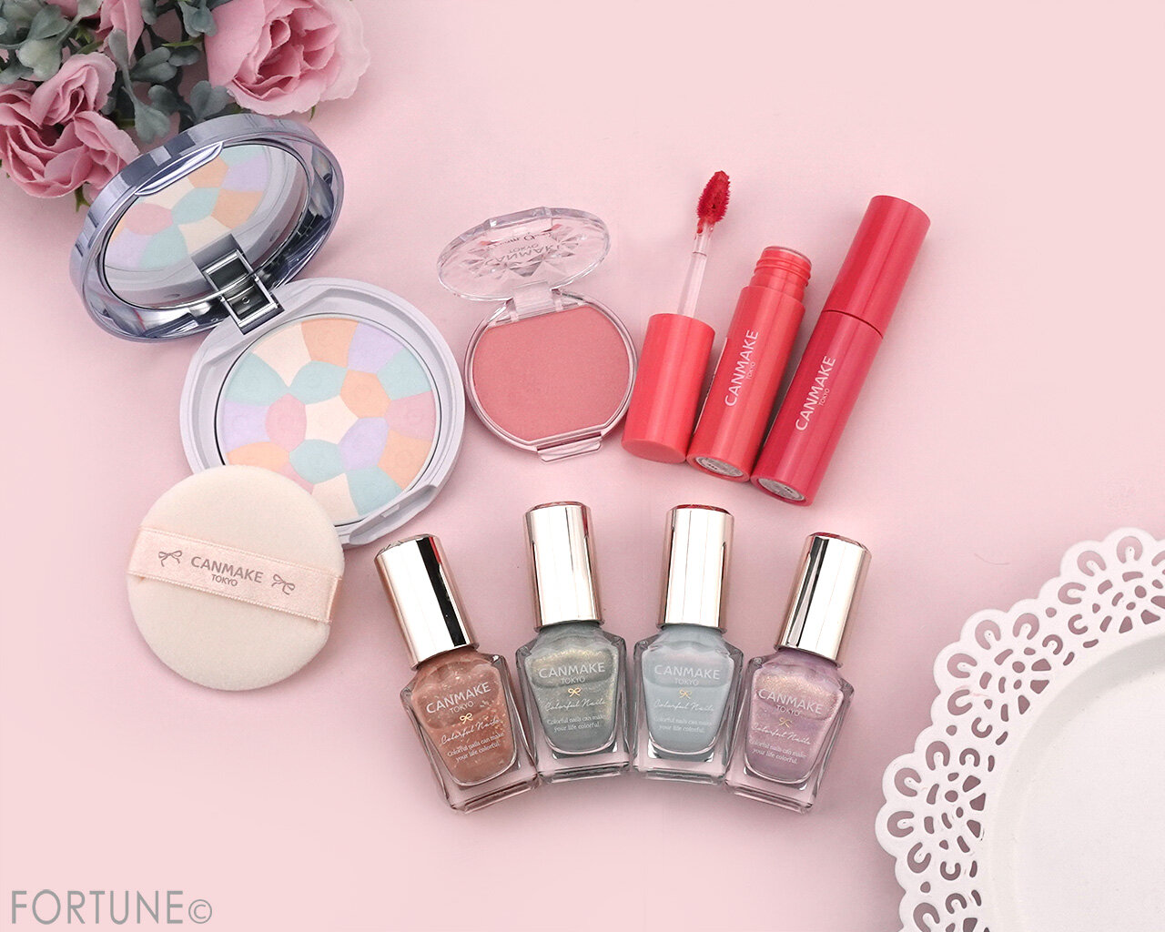 CANMAKE（キャンメイク）　2025年夏新作コスメ　『キャンメイク　カラフルネイルズ』　『キャンメイク　グラスティントシロップ』　『キャンメイク　クリームチーク（パールタイプ）』　『キャンメイク　イルミネイティングフィニッシュパウダー ～Abloom～』