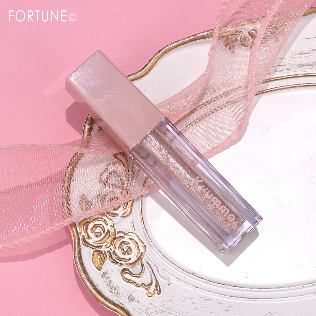 DAISO（ダイソー）100均コスメ｜KM リッププランピンググロス 02