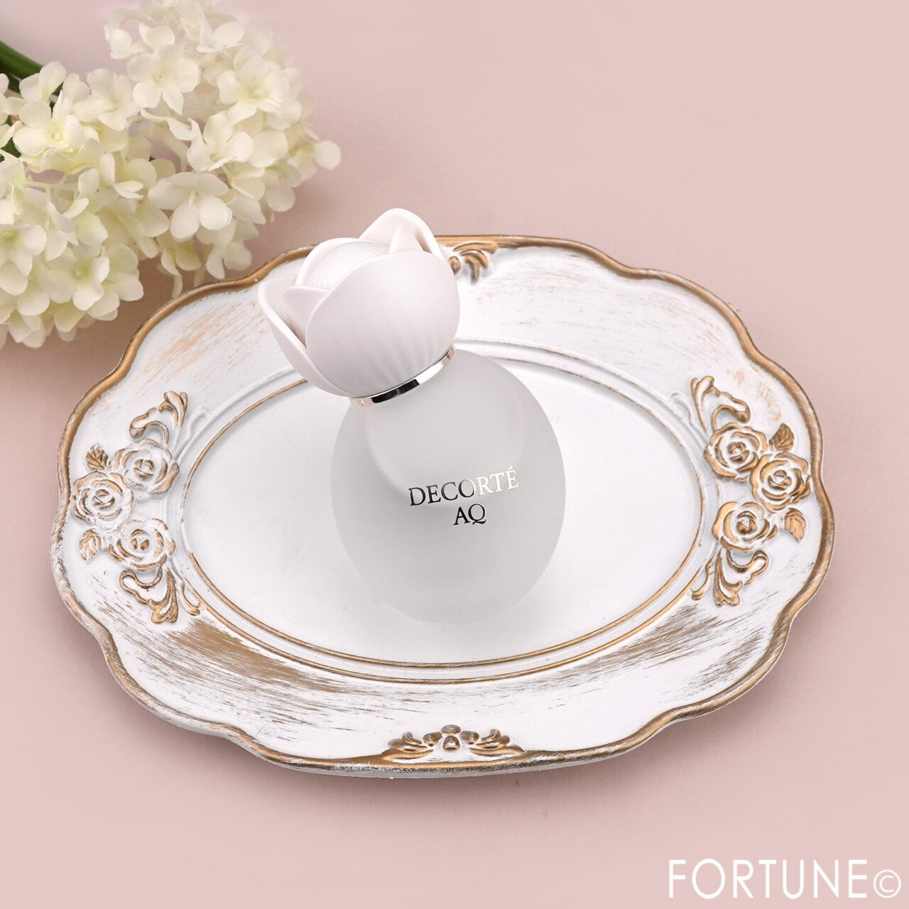 DECORTÉ（コスメデコルテ）　『コスメデコルテ　AQ　パフュームド ヘアミスト』