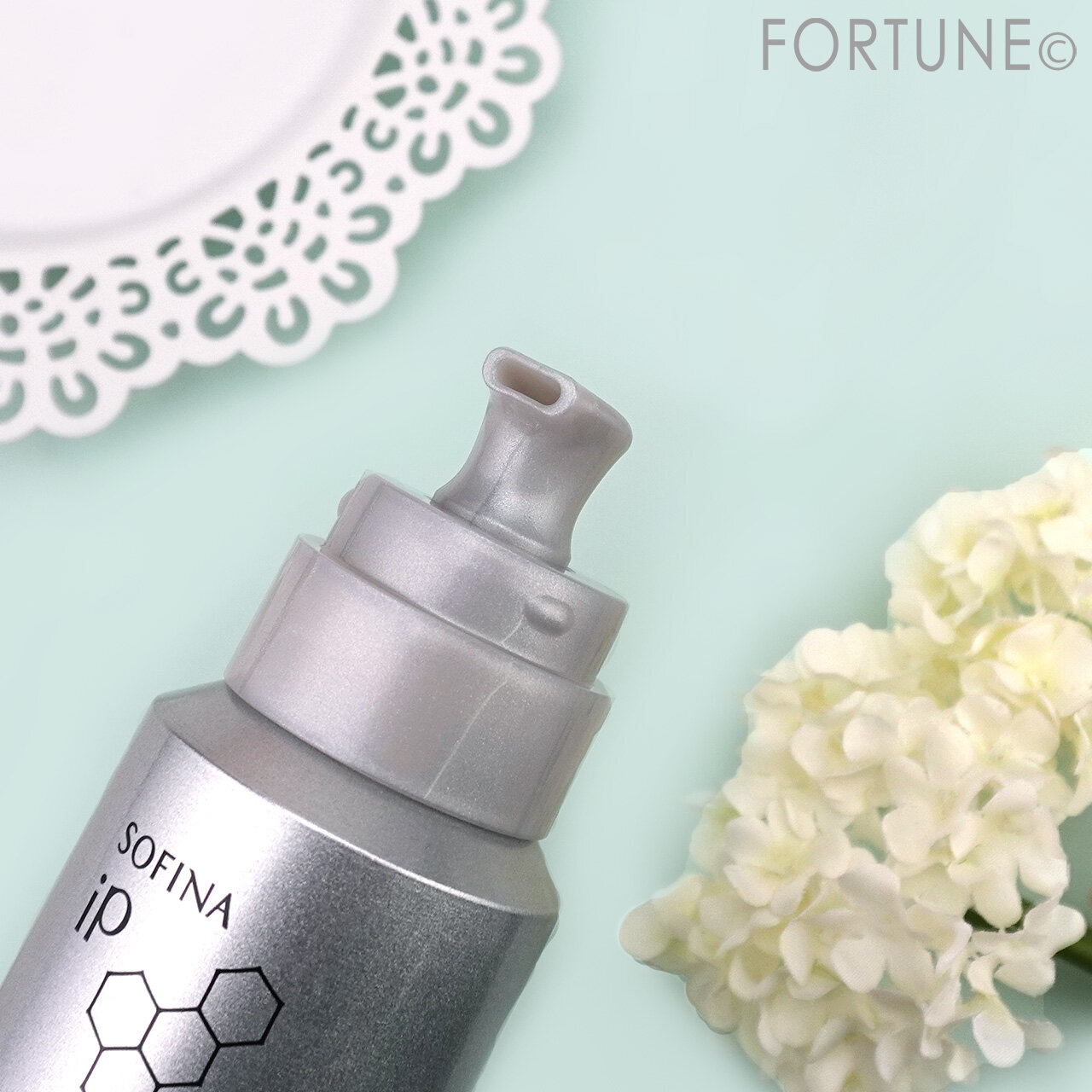 SOFINA iP（ソフィーナ iP）　　『ソフィーナ iP 水光ピーリング泡セラム＜ふきとり美容液＞』