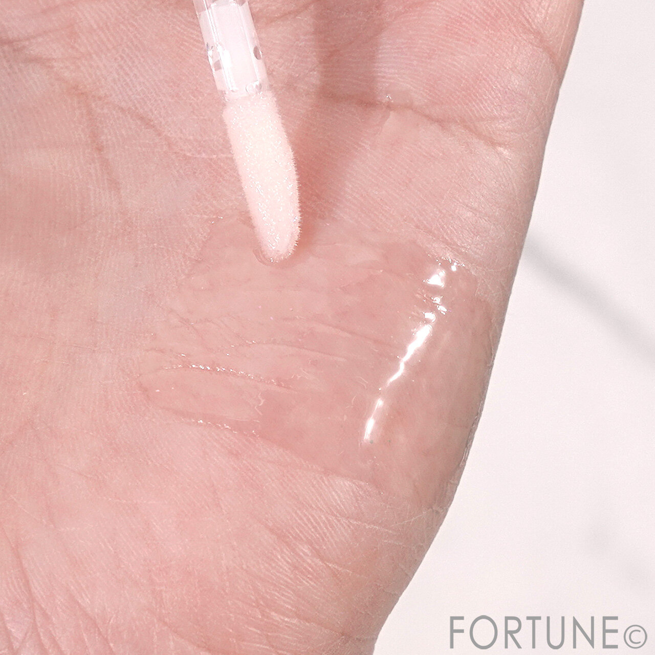 By ttt.（バイティースリー）　リップケアエッセンス ピリピリ　プランパー