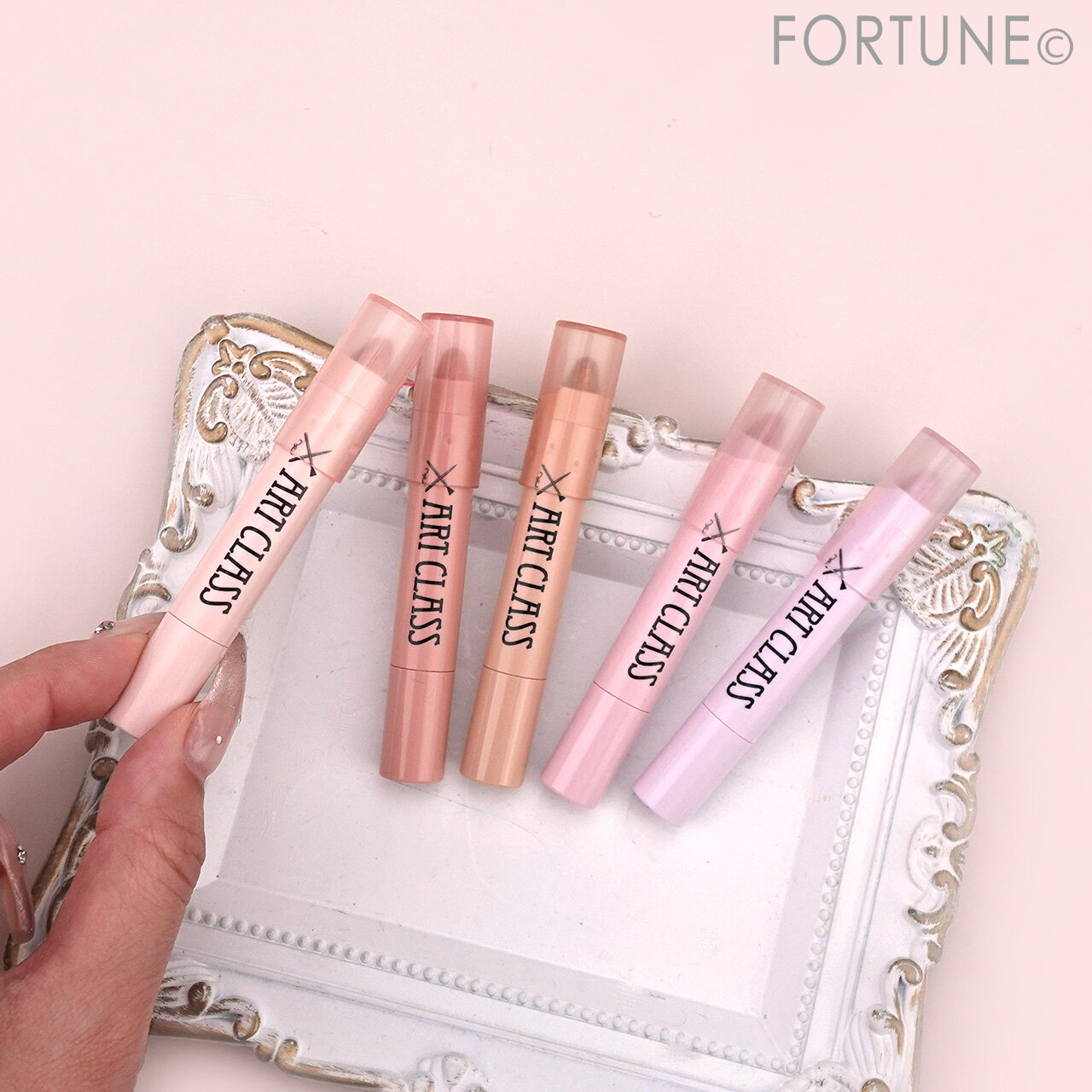 too cool for school（トゥークールフォースクール）　『アートクラスアイグリッツ』