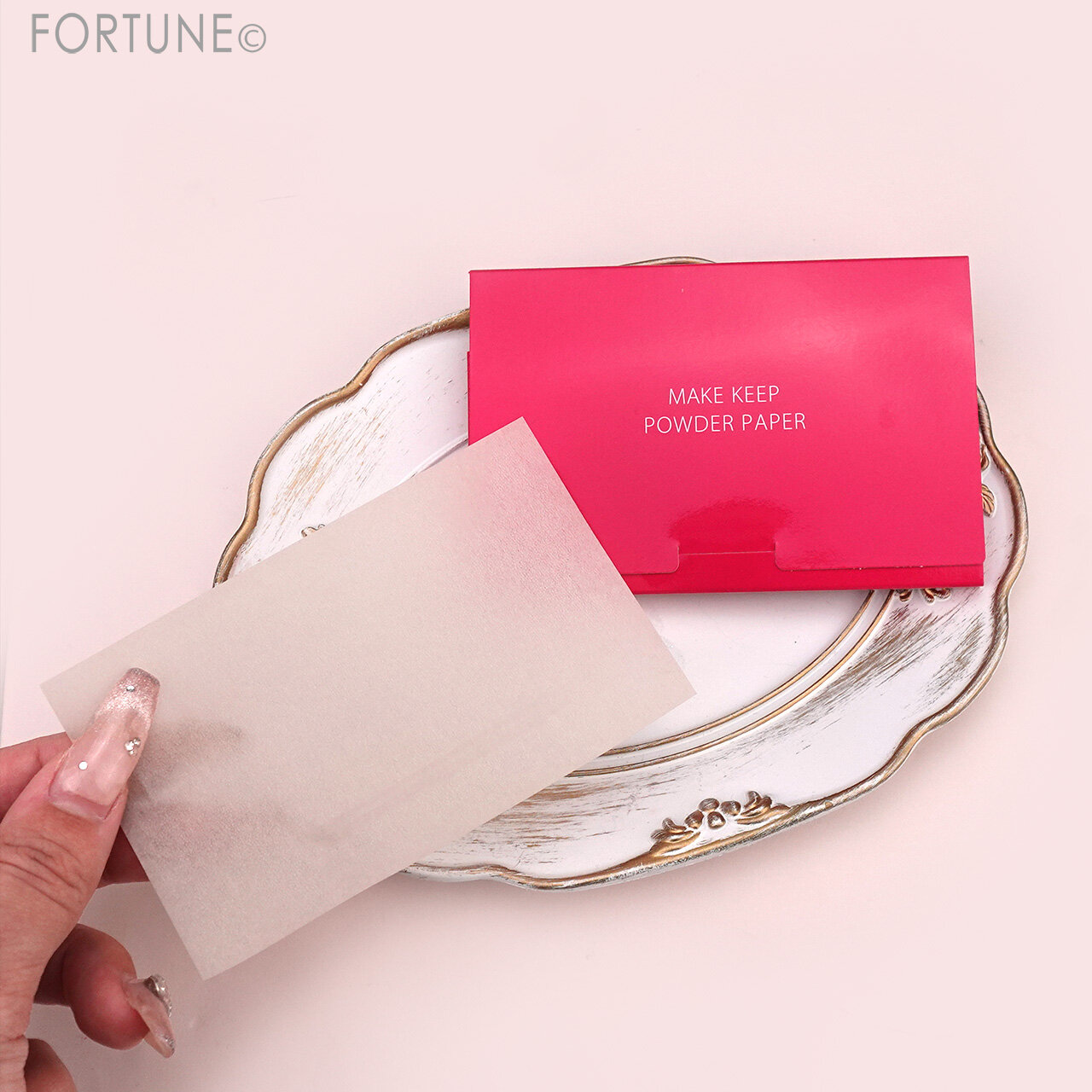 KOSÉ（コーセー）　2025年夏新作コスメ｜メイク キープ オイルブロック 紙パウダー　〈紙おしろい〉