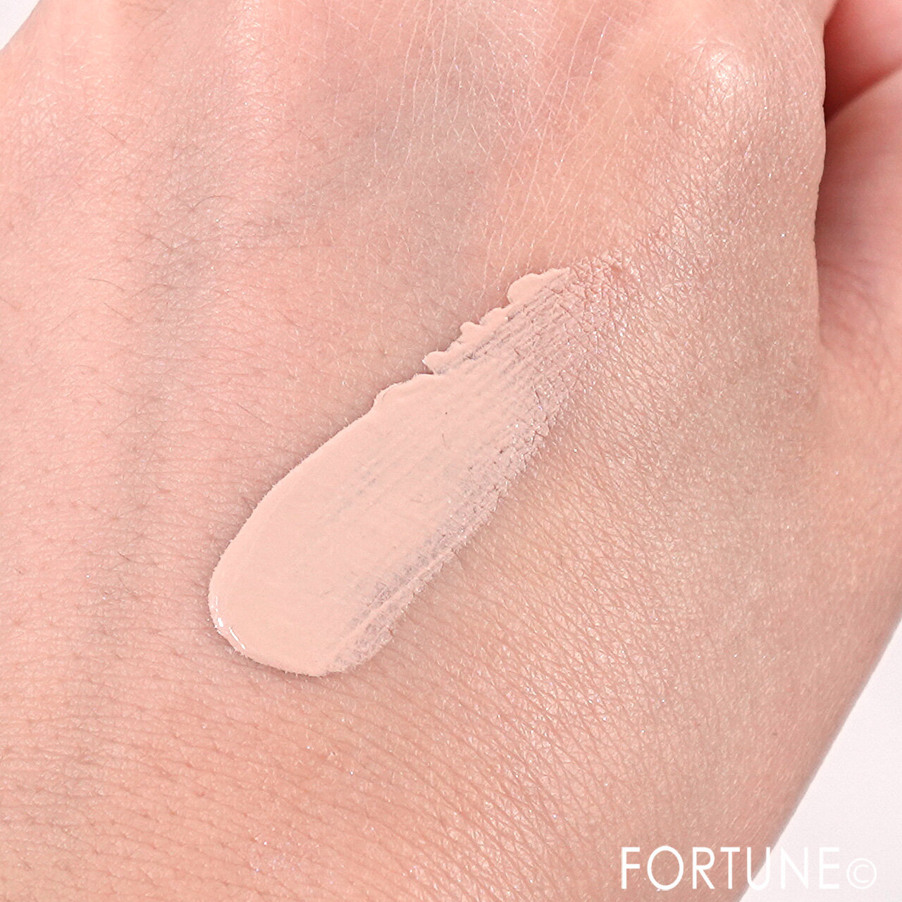 チャコット・コスメティクス　『チャコット　シェイピングプライマー』