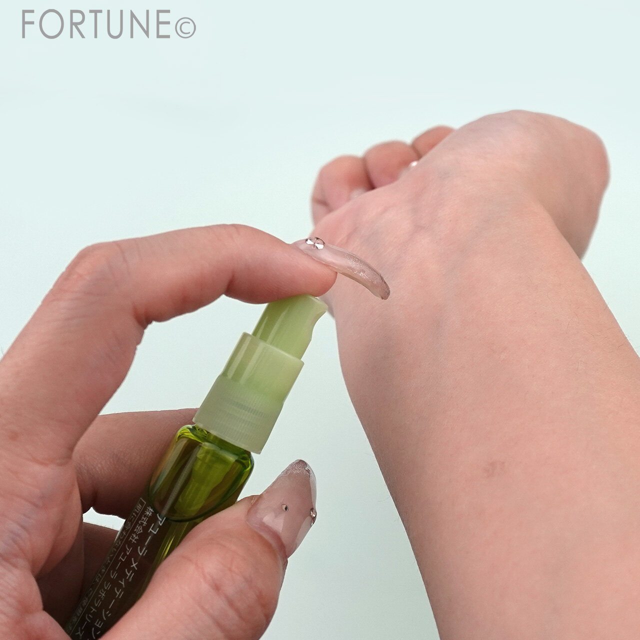 AYURA（アユーラ）　『アユーラ　メディテーションオードパルファム』