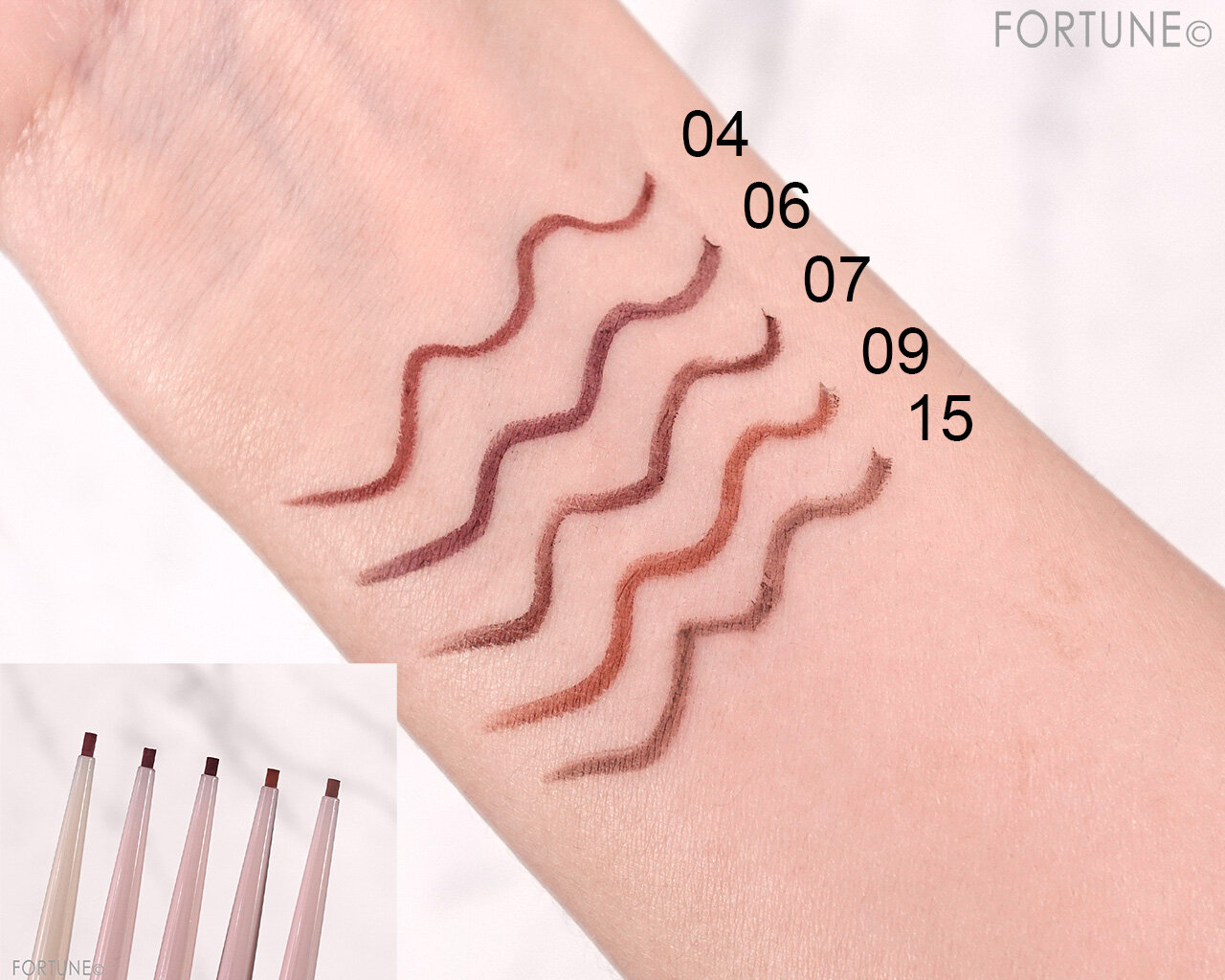 CANMAKE（キャンメイク）　『クリーミータッチライナー』　　04　06　07　09　15